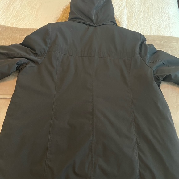 Gallery plus size 2x Black Puffer Coat with faux Fur trim on Hood - Picture 13 of 16